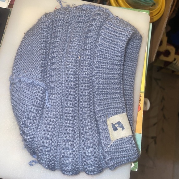 Glacier National Park Blue Knitted Hat - Picture 5 of 5